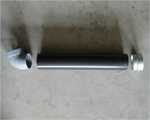 小圓下水管 小圓下水管就是用于排泄使用過的水的管子,洗臉?biāo)?洗菜水,便池的水等等都通過下水管排到下水道.